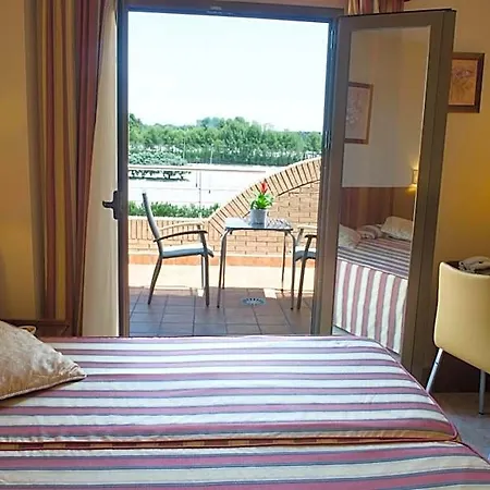 Torrijos Hotel Cheste