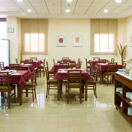 Torrijos Otel 2*