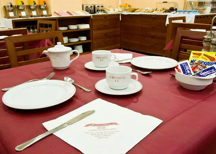 Hotel Torrijos 2*