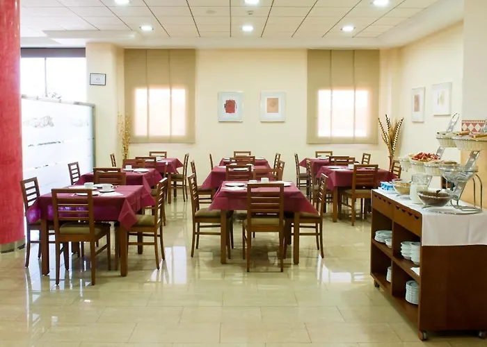 Torrijos Hotel 2*
