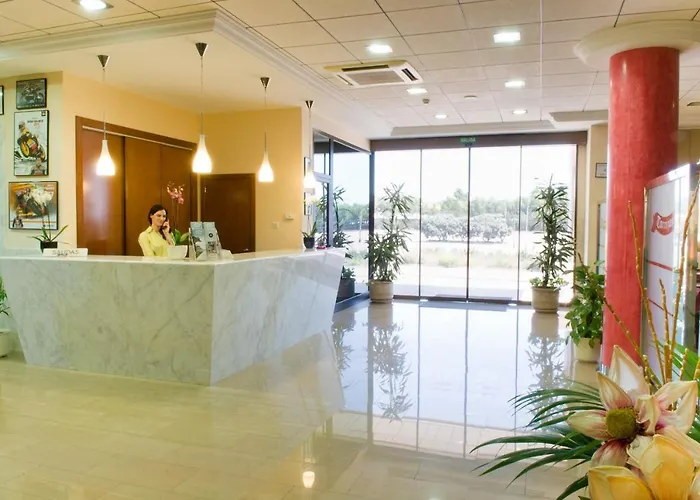 Torrijos Hotel Cheste